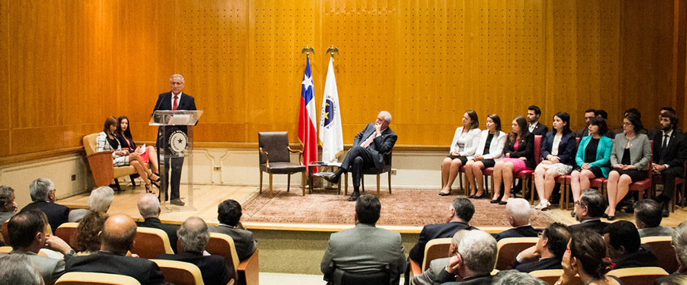 Agenda Acade / Apuntes Internacionales